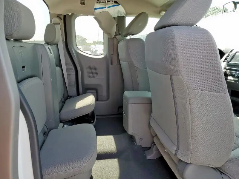 2019 NISSAN FRONTIER S  