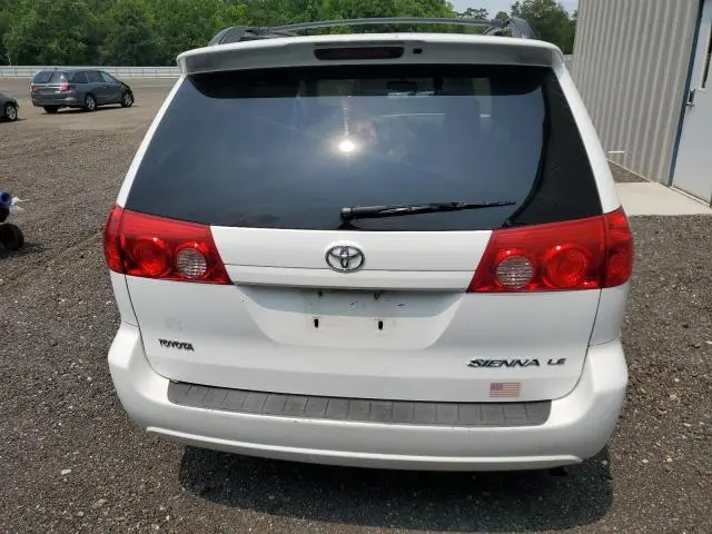 2010 TOYOTA SIENNA CE  