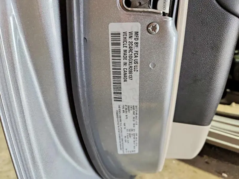 2020 CHRYSLER VOYAGER LXI  