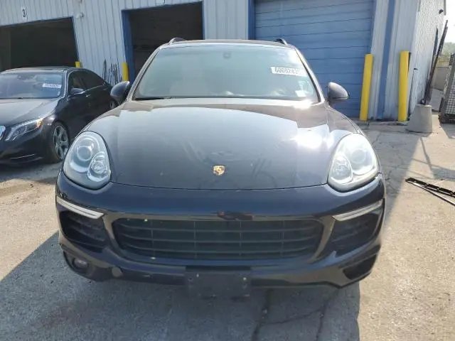 2016 PORSCHE CAYENNE   