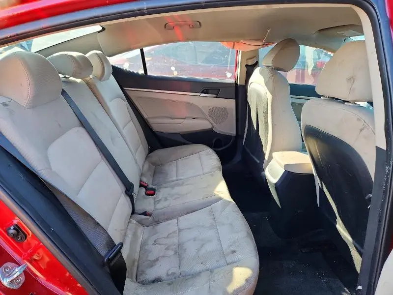2018 HYUNDAI ELANTRA SE  