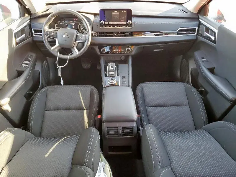 2022 MITSUBISHI OUTLANDER ES  