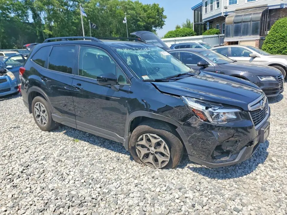 2019 SUBARU FORESTER PREMIUM  