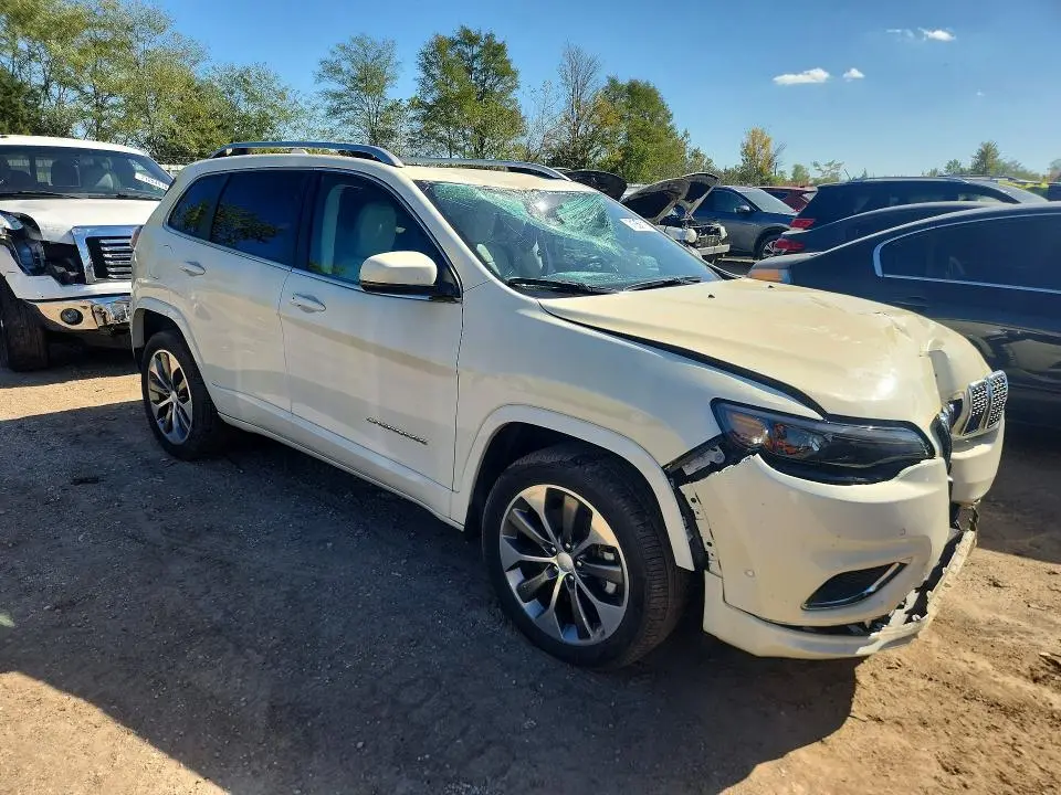 2019 JEEP CHEROKEE OVERLAND  