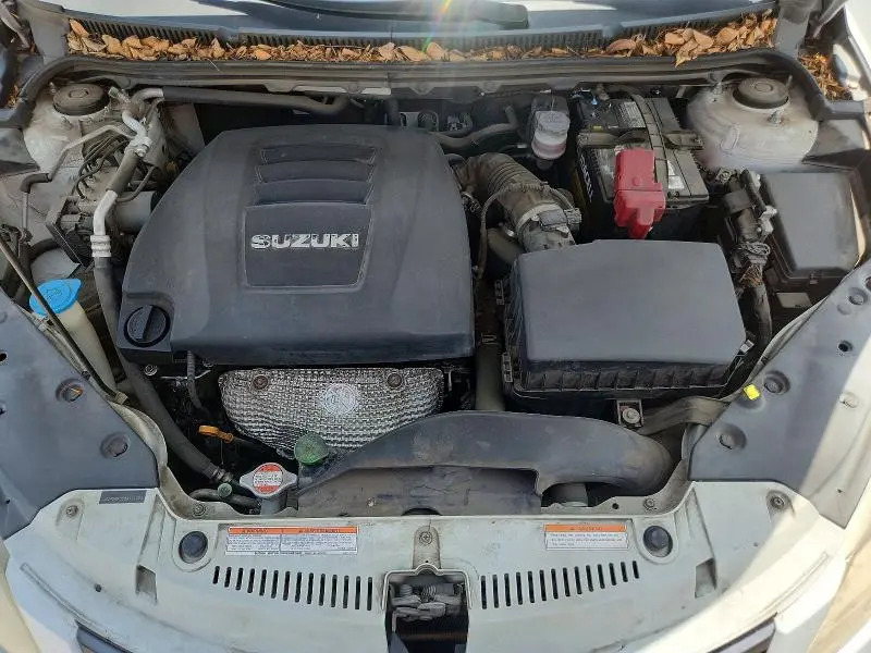 2011 SUZUKI KIZASHI SE  