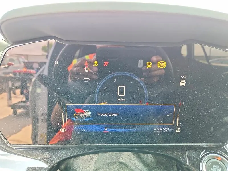 2025 CHEVROLET TRAX 2RS  