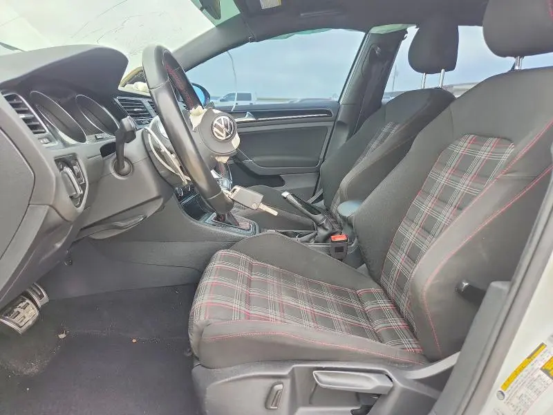 2017 VOLKSWAGEN GTI S  