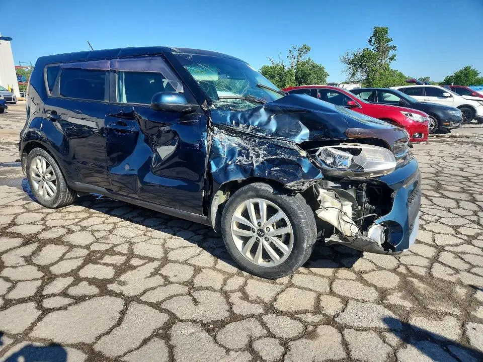 2018 KIA SOUL +  