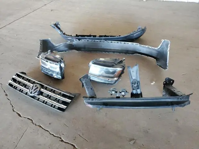 2019 VOLKSWAGEN ATLAS SE  