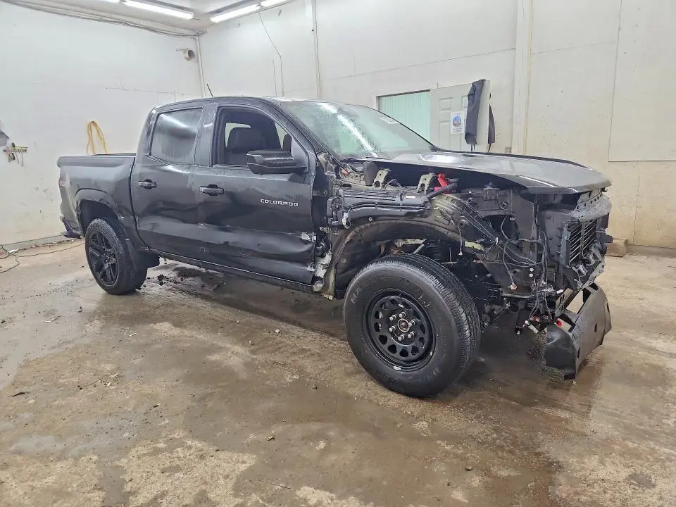 2025 CHEVROLET COLORADO Z71  