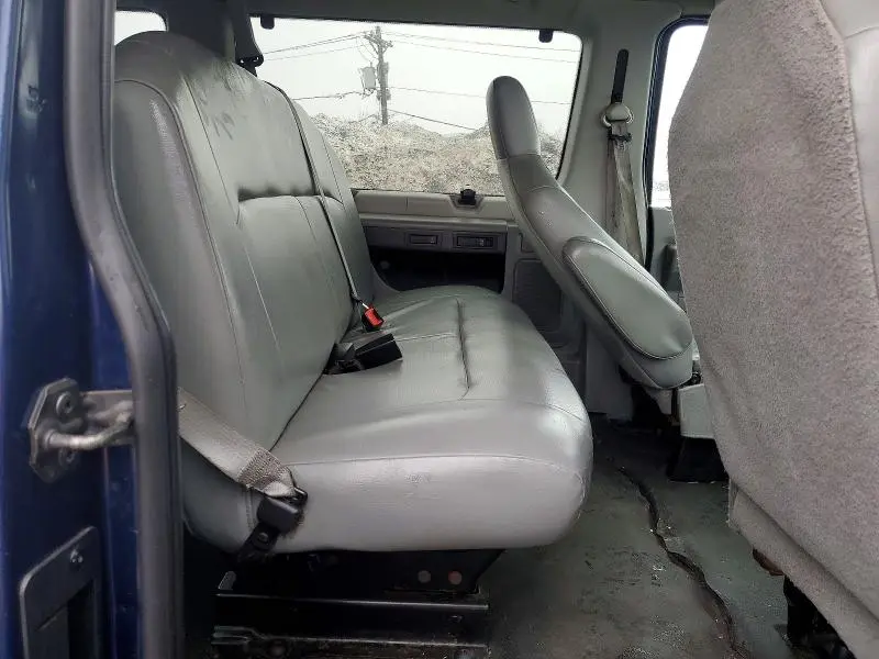 2011 FORD ECONOLINE E350 SUPER DUTY WAGON  