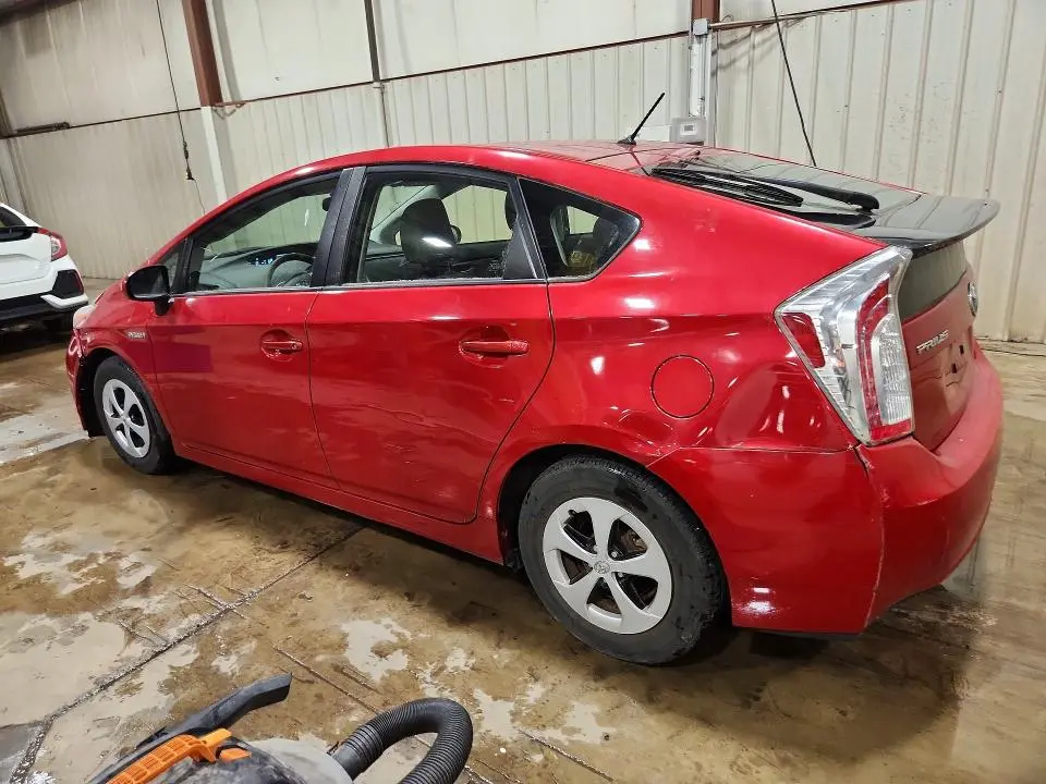 2013 TOYOTA PRIUS TWO  