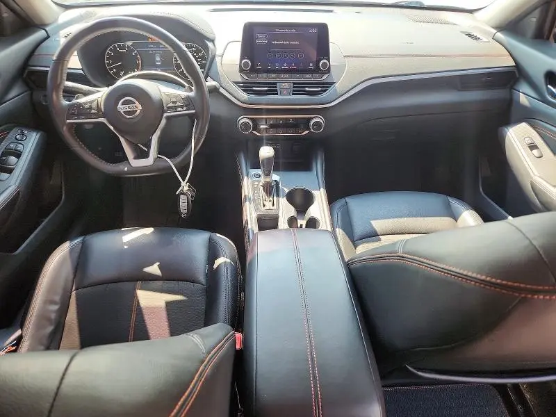 2022 NISSAN ALTIMA SR  