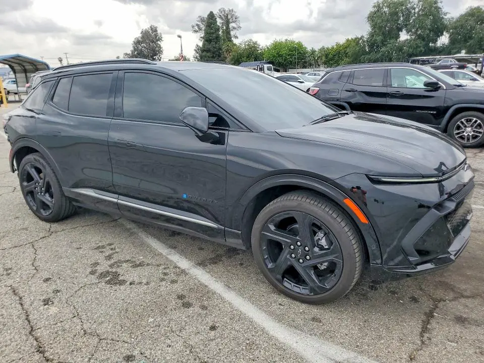 2024 CHEVROLET EQUINOX RS  