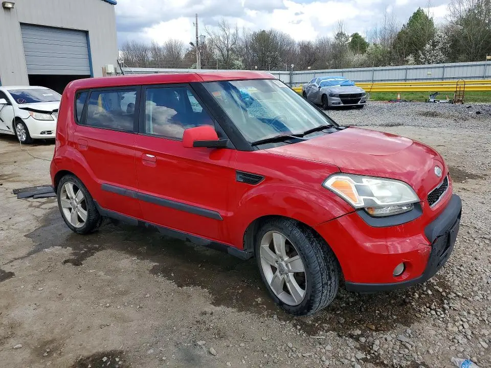 2010 KIA SOUL +  