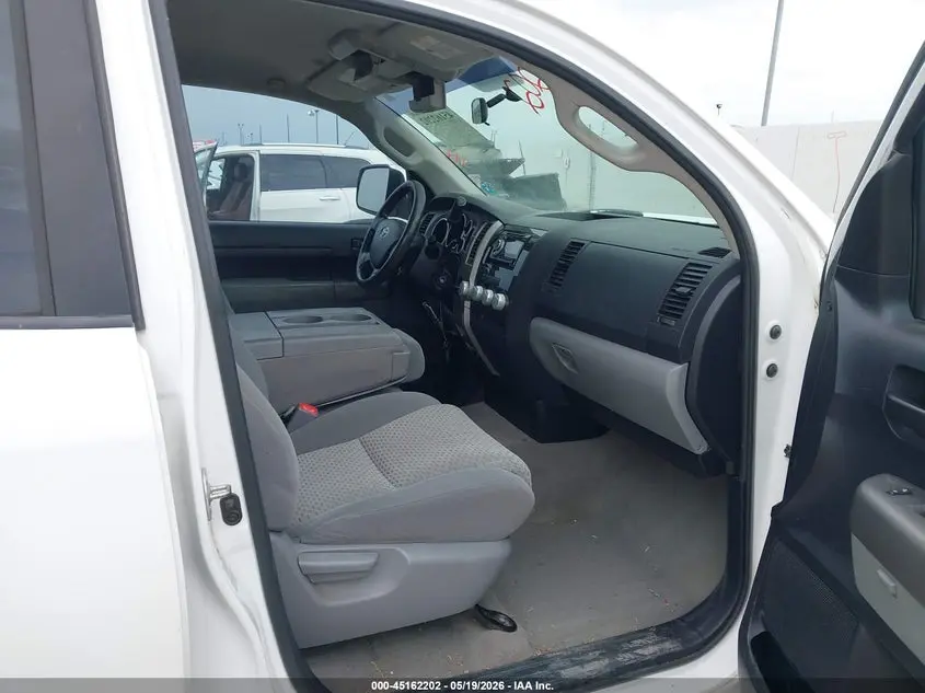 2010 TOYOTA TUNDRA GRADE 5.7L V8