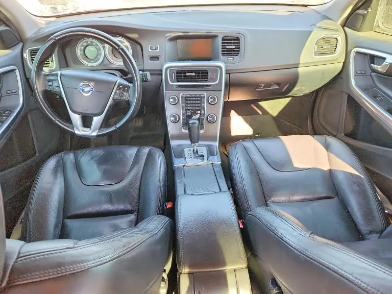 2012 VOLVO S60 T5  