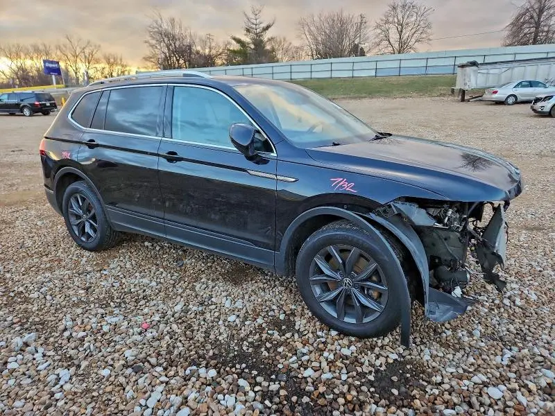 2023 VOLKSWAGEN TIGUAN SE  