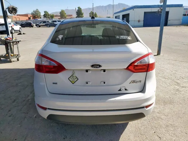 2015 FORD FIESTA SE  