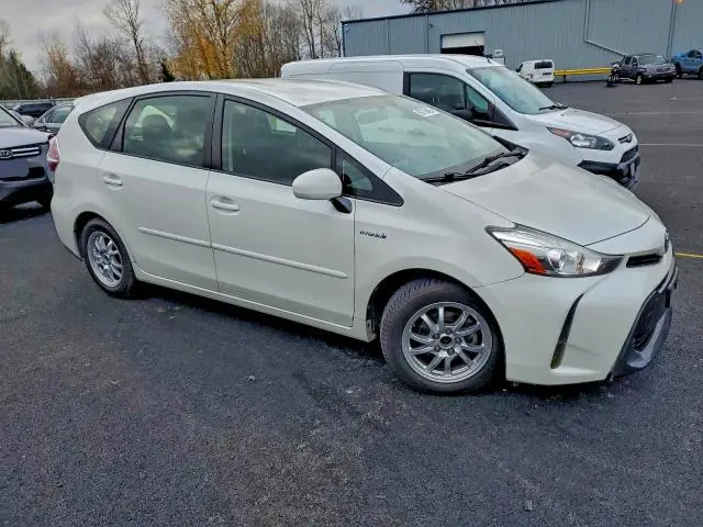2015 TOYOTA PRIUS V   