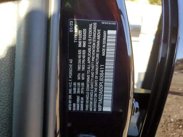 2023 PORSCHE MACAN S  