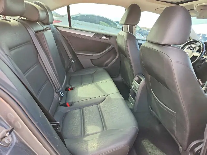 2012 VOLKSWAGEN JETTA TDI  