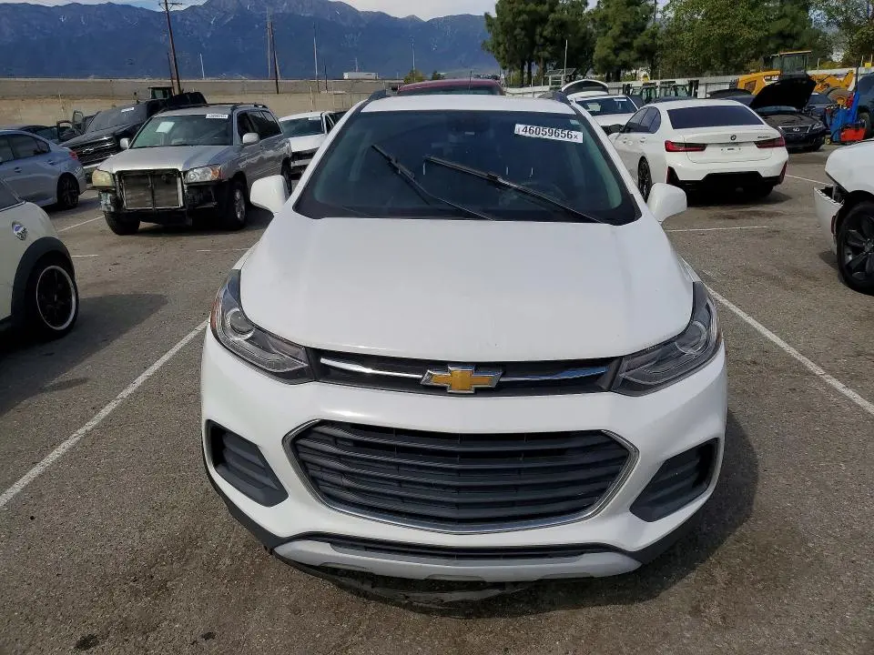 2017 CHEVROLET TRAX 1LT  