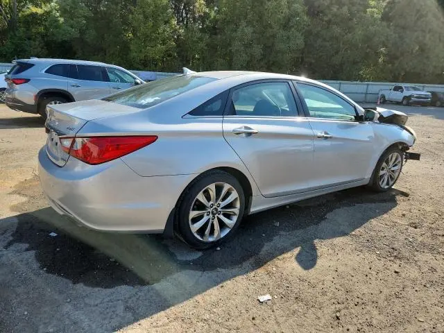 2011 HYUNDAI SONATA SE  