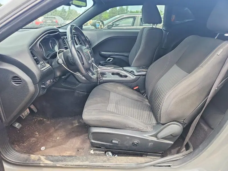 2017 DODGE CHALLENGER SXT  