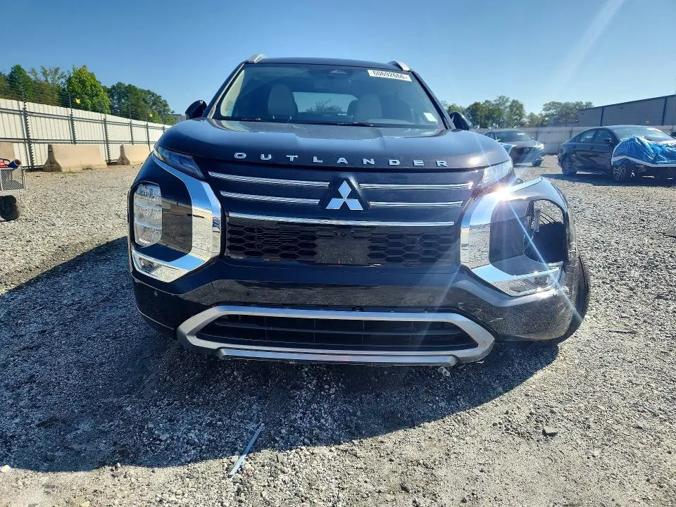 2025 MITSUBISHI OUTLANDER SEL  