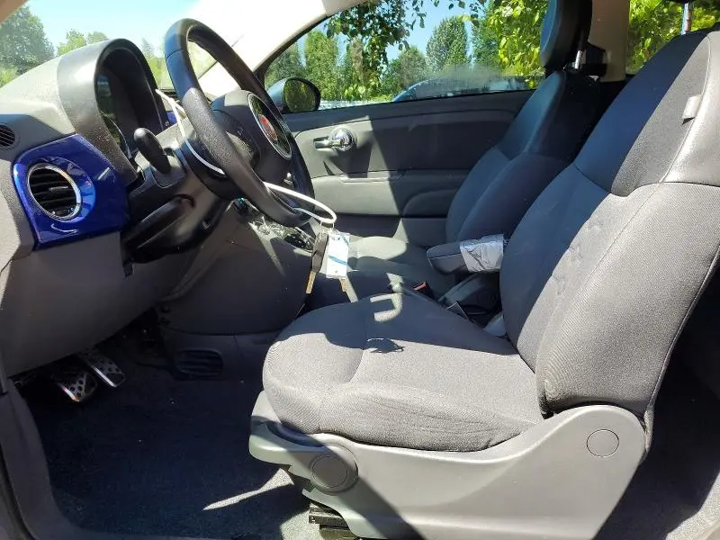 2014 FIAT 500 POP  