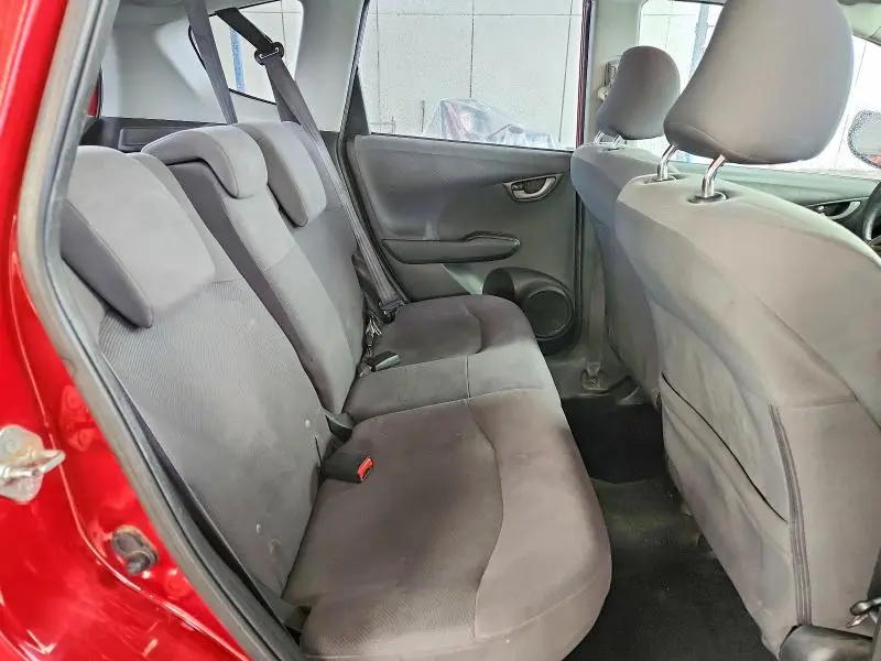 2011 HONDA FIT   
