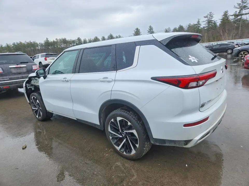 2023 MITSUBISHI OUTLANDER SE  