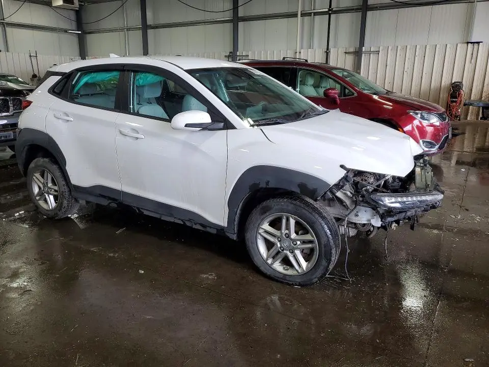 2022 HYUNDAI KONA SE  