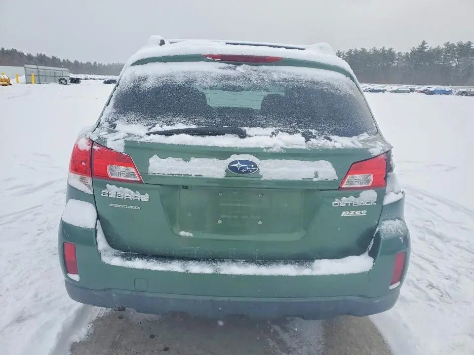 2011 SUBARU OUTBACK   