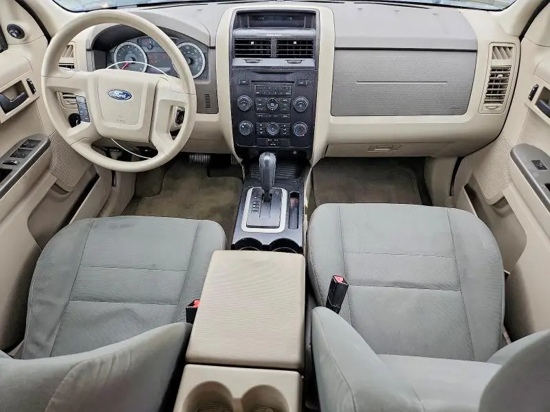 2012 FORD ESCAPE XLS  