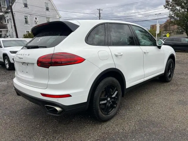 2016 PORSCHE CAYENNE   