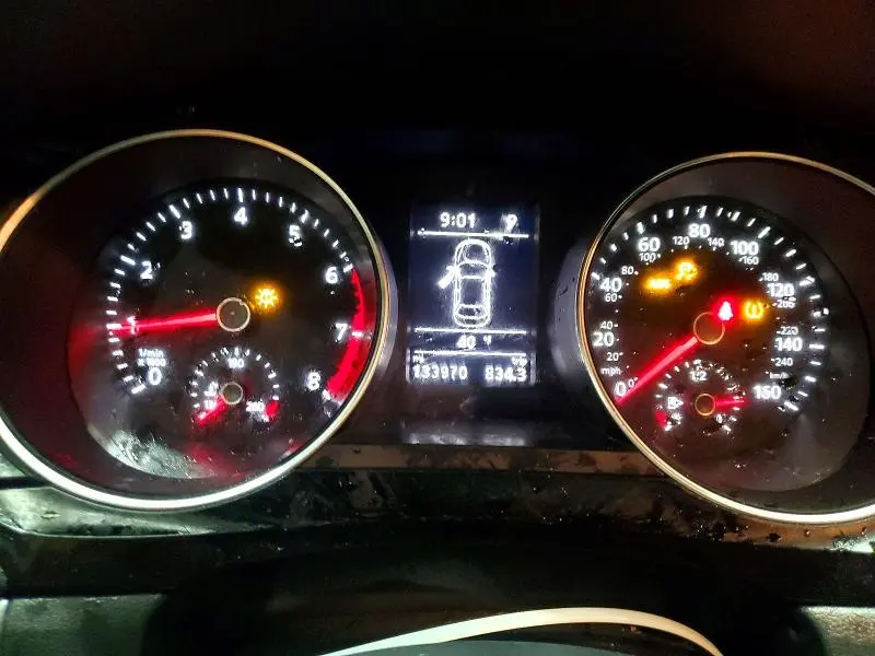 2017 VOLKSWAGEN JETTA SPORT  