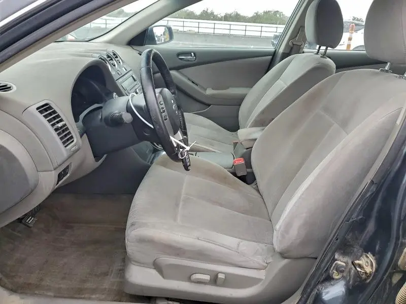 2010 NISSAN ALTIMA BASE  