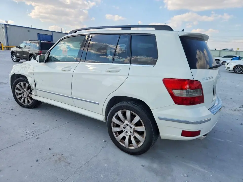 2012 MERCEDES-BENZ GLK   