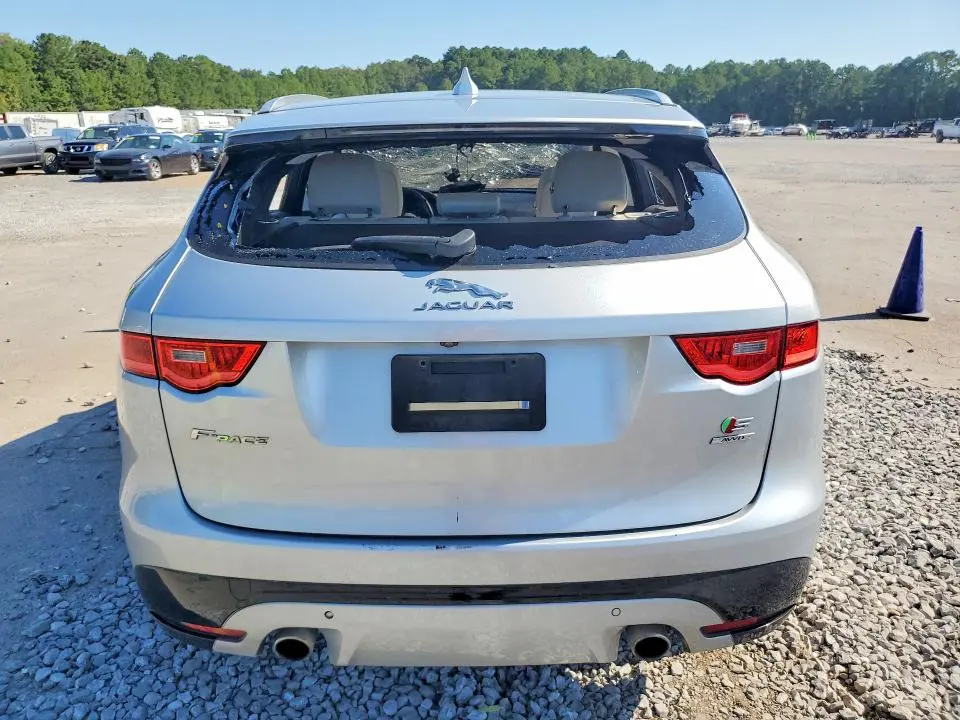 2019 JAGUAR F-PACE S  