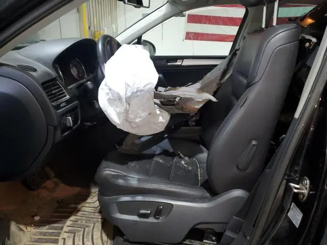 2012 VOLKSWAGEN TOUAREG V6  