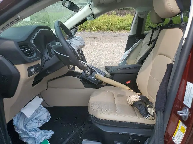 2021 FORD ESCAPE SEL  