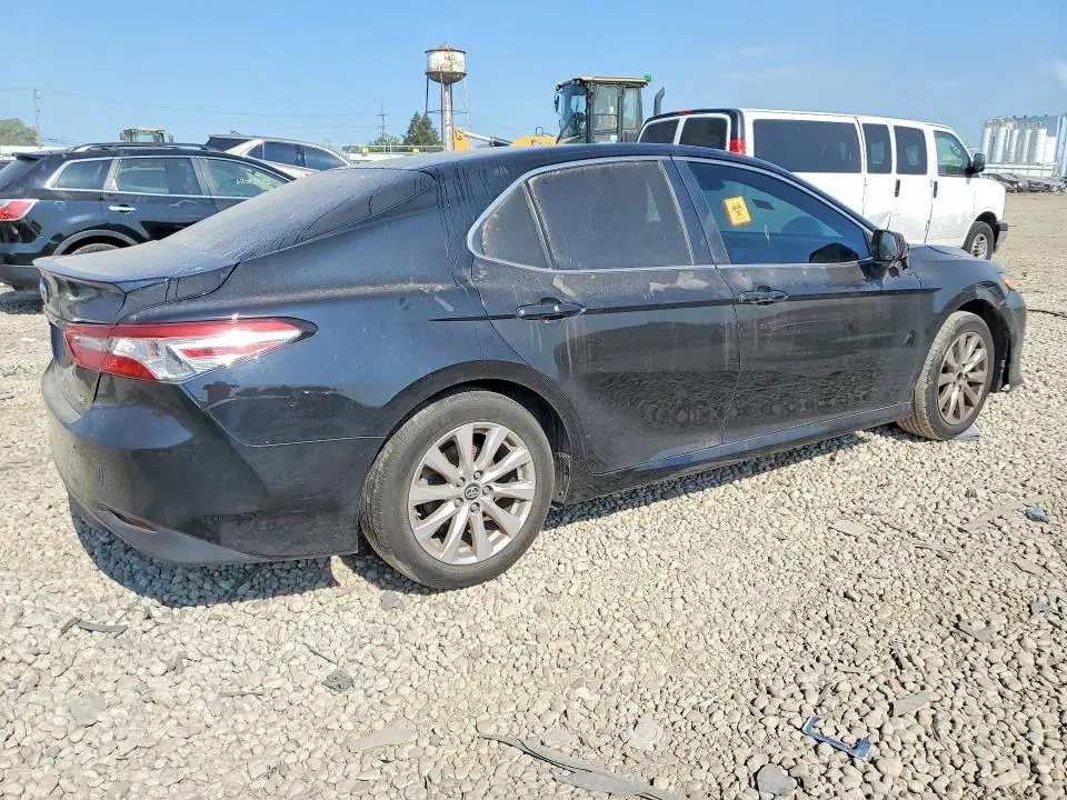 2018 TOYOTA CAMRY LE  