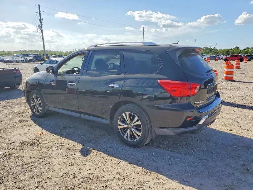 2017 NISSAN PATHFINDER SV  