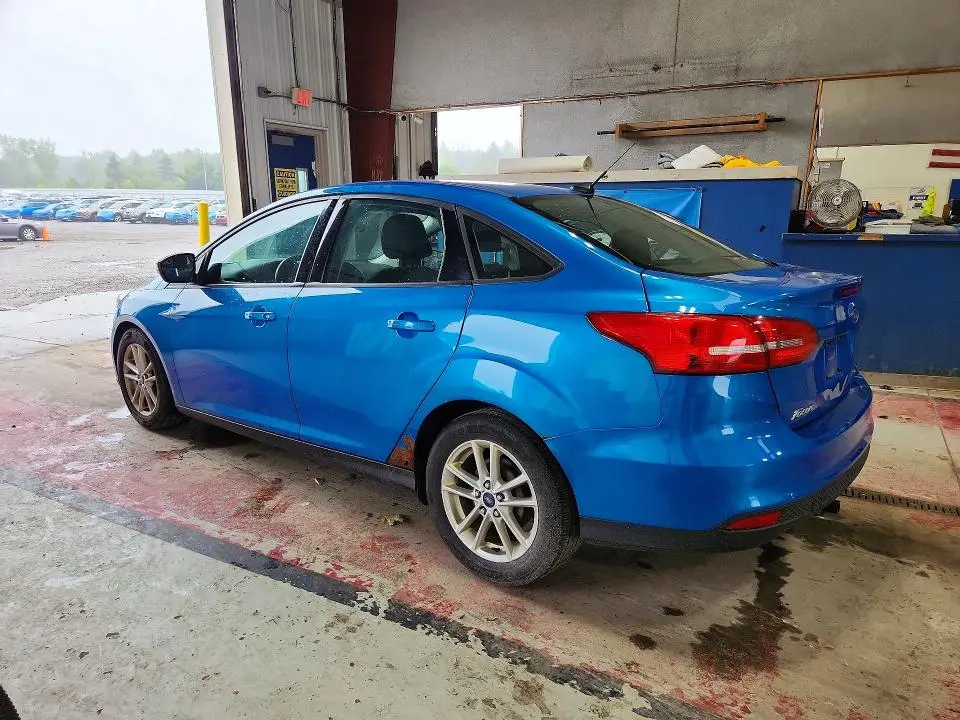 2015 FORD FOCUS SE  
