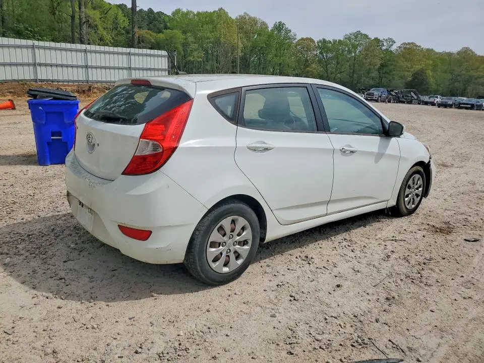 2015 HYUNDAI ACCENT GS  