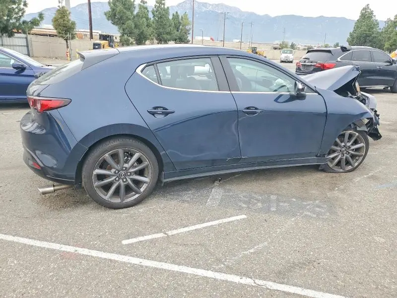 2022 MAZDA 3 PREFERRED  