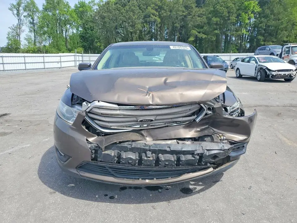 2015 FORD TAURUS SEL  