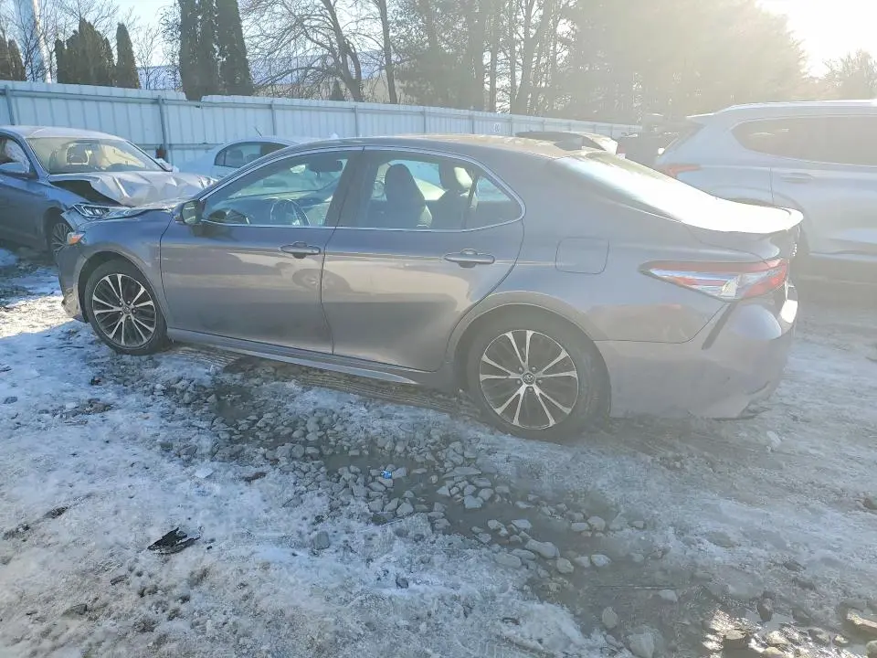 2019 TOYOTA CAMRY   